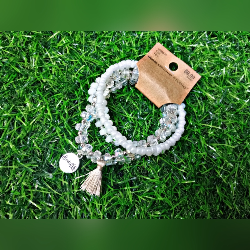Bracelet